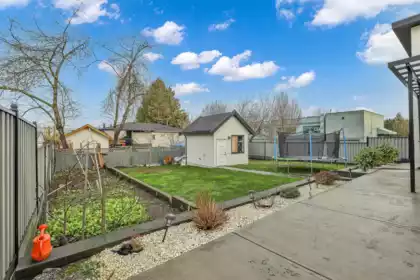 Outdoor Kitchen Photo of 13561 79a Avenue, Surrey, BC