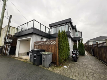 Mudroom Photo of 3429 Dundas Street, Vancouver, BC