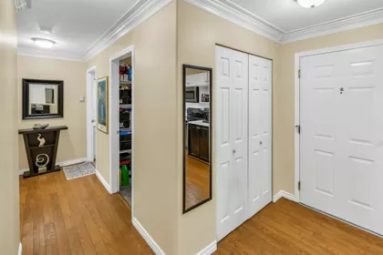 204 2435 Center Street, Abbotsford, BC, Abbotsford — Apartment/Condo for sale