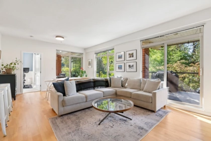 219 100 Capilano Road, Port Moody, BC, Port Moody — Apartment/Condo for sale