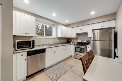 Garage Interior Photo of 3401 Horizon Drive, Coquitlam, BC