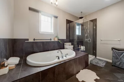 Powder Room Photo of 3401 Horizon Drive, Coquitlam, BC