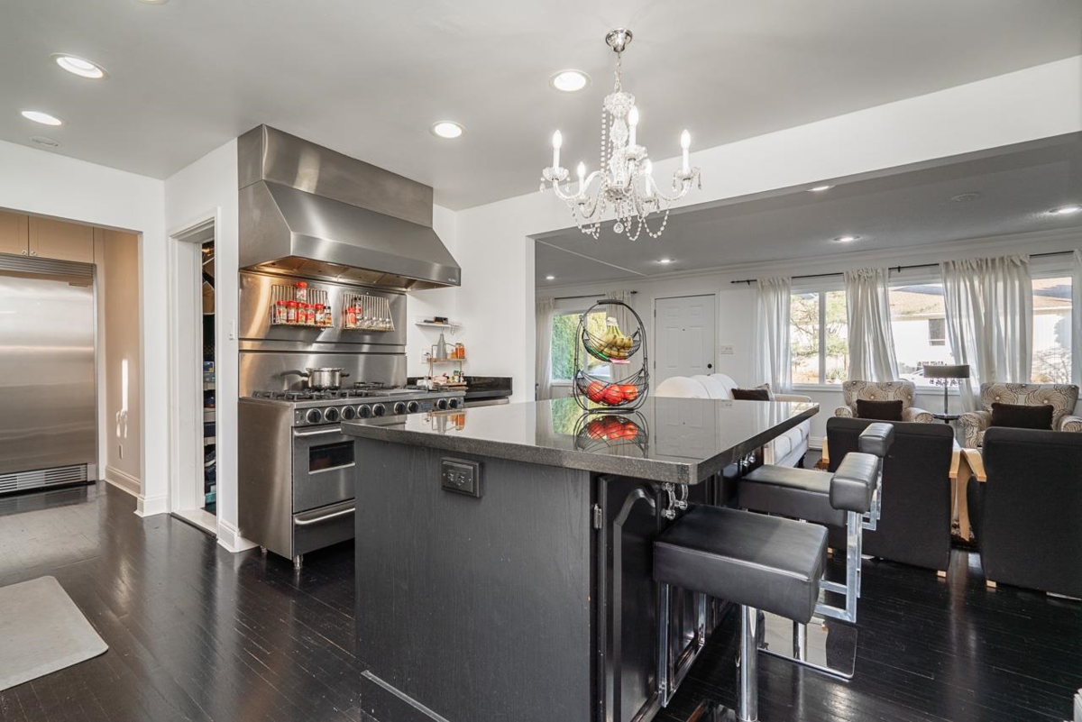 Bedroom 2 Photo of 1561 Chestnut Street, White Rock, BC