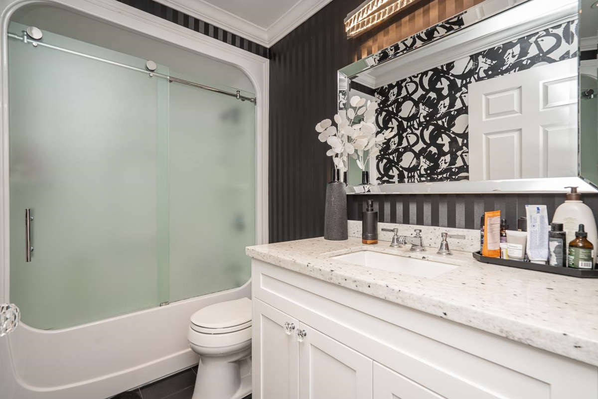 Loft / Bonus Room Photo of 1561 Chestnut Street, White Rock, BC