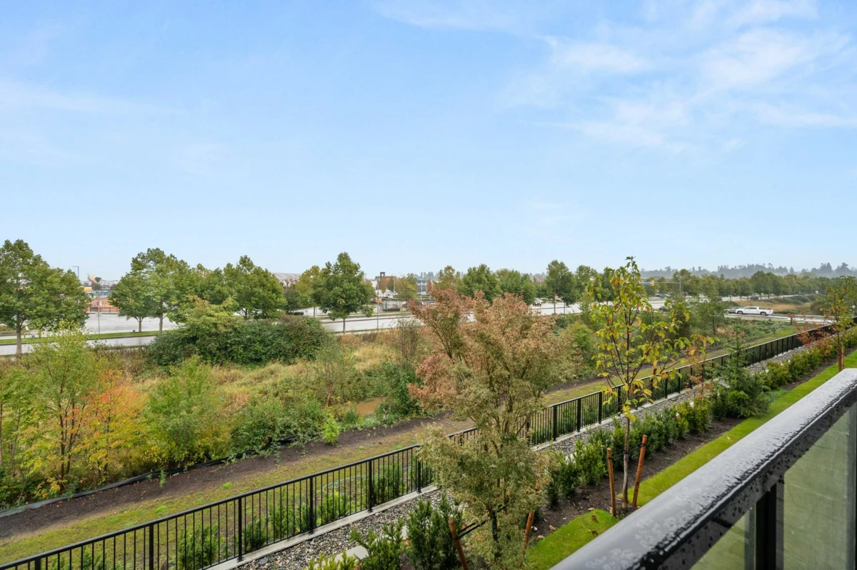 Basement Recreation Room Photo of 205 1942 Starling Drive, Delta, BC