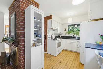Breakfast Nook Photo of 12680 16 Avenue, Surrey, BC