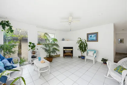 Hallway Photo of 12680 16 Avenue, Surrey, BC