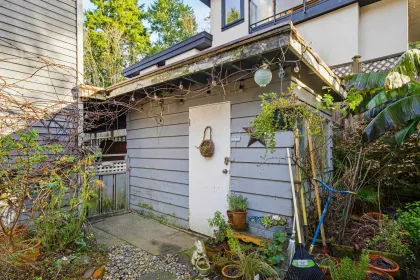 Outdoor Kitchen Photo of 12680 16 Avenue, Surrey, BC