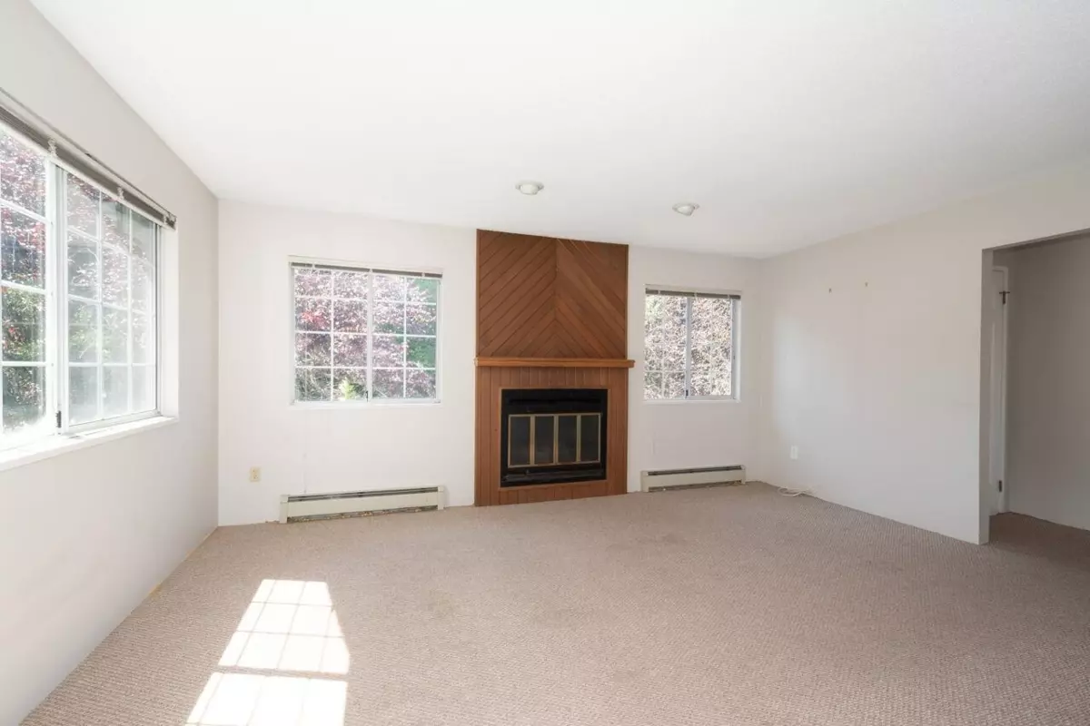 Living Room Photo of 3494 Laurel Street, Vancouver, BC