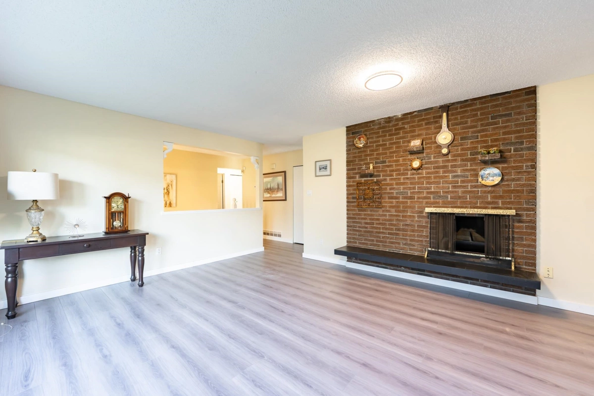 Dining Area Photo of 2075 Rufus Drive, North Vancouver, BC