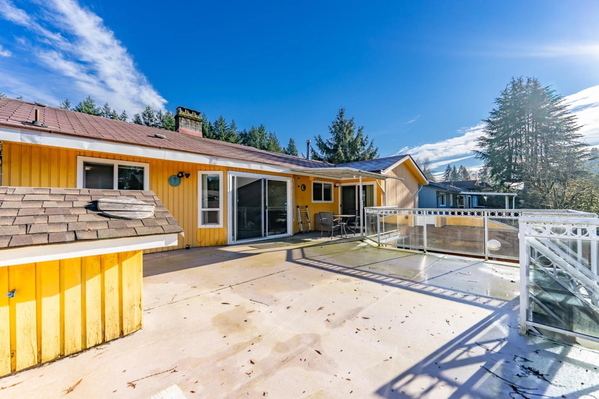 Mudroom Photo of 2075 Rufus Drive, North Vancouver, BC
