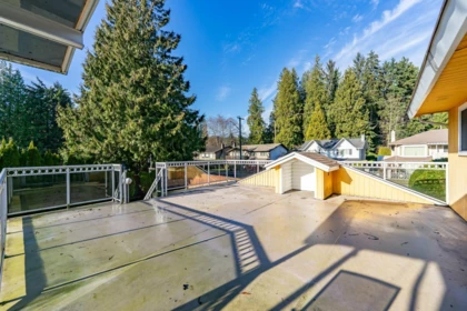 Entry Foyer Photo of 2075 Rufus Drive, North Vancouver, BC