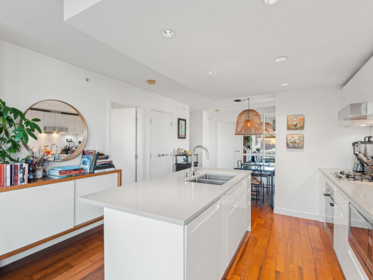 Pantry Photo of 1207 188 Keefer Street, Vancouver, BC