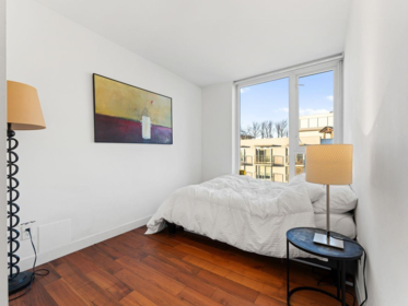 Powder Room Photo of 1207 188 Keefer Street, Vancouver, BC