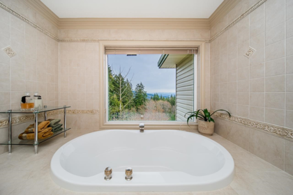 Office / Den Photo of 2138 Braeside Place, Coquitlam, BC