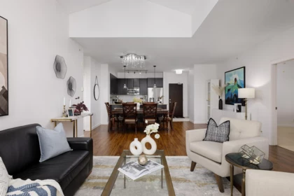 404 265 Ross Drive, New Westminster, BC