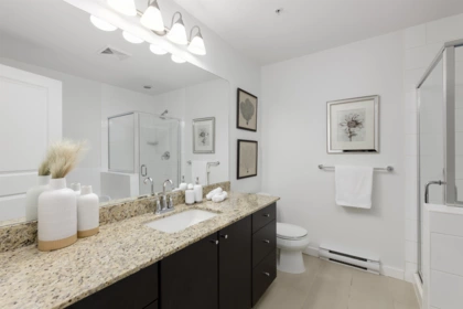 Primary Bathroom Photo of 404 265 Ross Drive, New Westminster, BC
