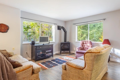 Office / Den Photo of 5309 Cedarview Place, Sechelt, BC