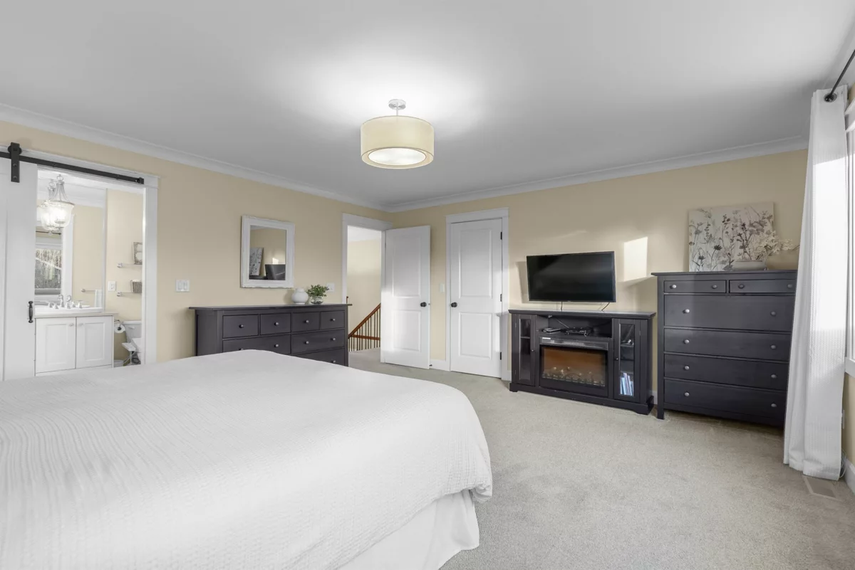 Basement Recreation Room Photo of 5095 44b Avenue, Delta, BC