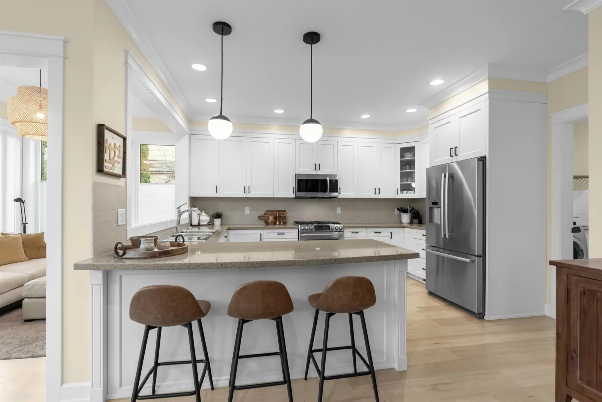 Breakfast Nook Photo of 5095 44b Avenue, Delta, BC