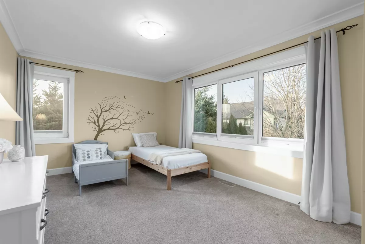 Entry Foyer Photo of 5095 44b Avenue, Delta, BC