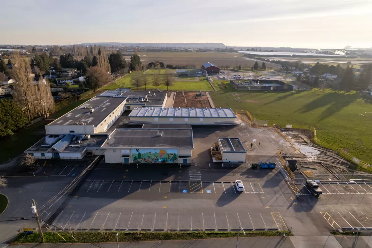 Fitness Center Photo Near 5095 44b Avenue, Delta, BC