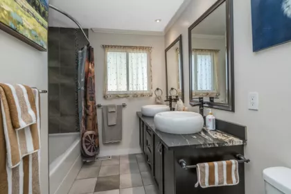Entry Foyer Photo of 20651 44 Avenue, Langley, BC
