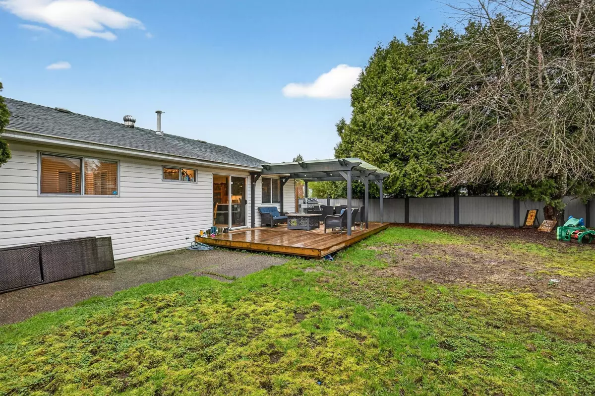 Mudroom Photo of 11750 Glenhurst Street, Maple Ridge, BC