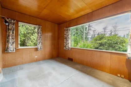 Primary Bathroom Photo of 2847 Mathers Avenue, West Vancouver, BC