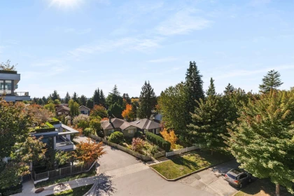 Aerial View of 310 6333 W Boulevard, Vancouver, BC