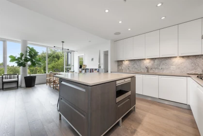 310 6333 W Boulevard, Vancouver, BC
