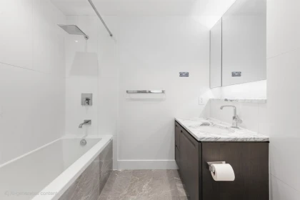 Mudroom Photo of 310 6333 W Boulevard, Vancouver, BC