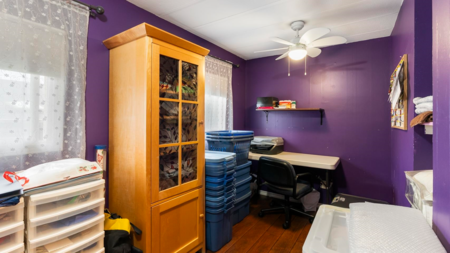 Guest Bathroom Photo of 31573 Lombard Avenue, Abbotsford, BC