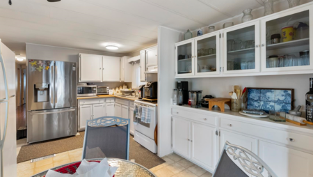 Primary Bedroom Photo of 31573 Lombard Avenue, Abbotsford, BC