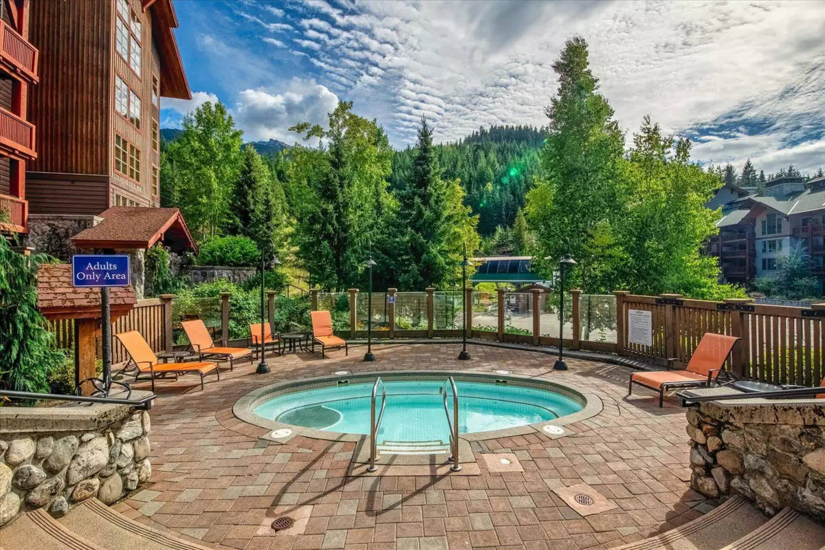 Outdoor Deck Photo of 326D 2036 London Lane, Whistler, BC