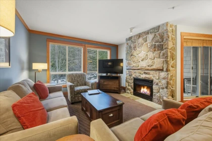 326D 2036 London Lane, Whistler, BC, Whistler — Apartment/Condo for sale
