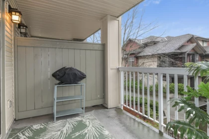 Office / Den Photo of 205 6500 194 Street, Surrey, BC