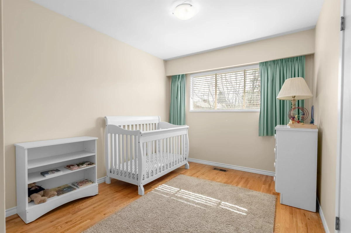 Basement Recreation Room Photo of 8082 Lurgan Road, Richmond, BC