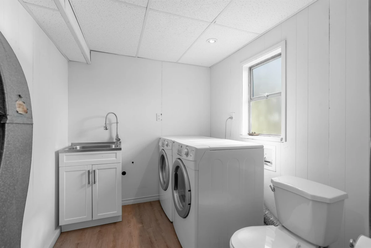 Hallway Photo of 8082 Lurgan Road, Richmond, BC