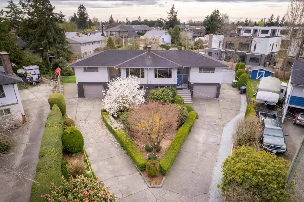 Hot Tub / Spa Photo of 8082 Lurgan Road, Richmond, BC