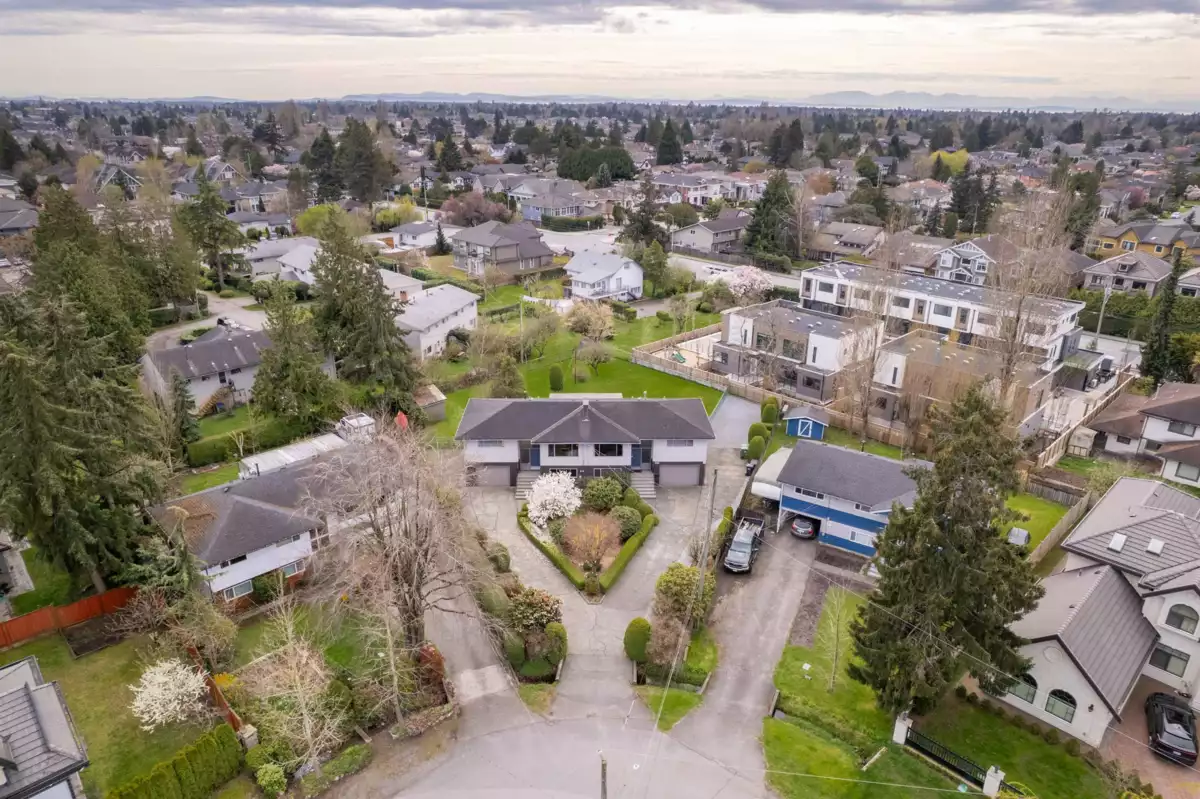 Outdoor Kitchen Photo of 8082 Lurgan Road, Richmond, BC