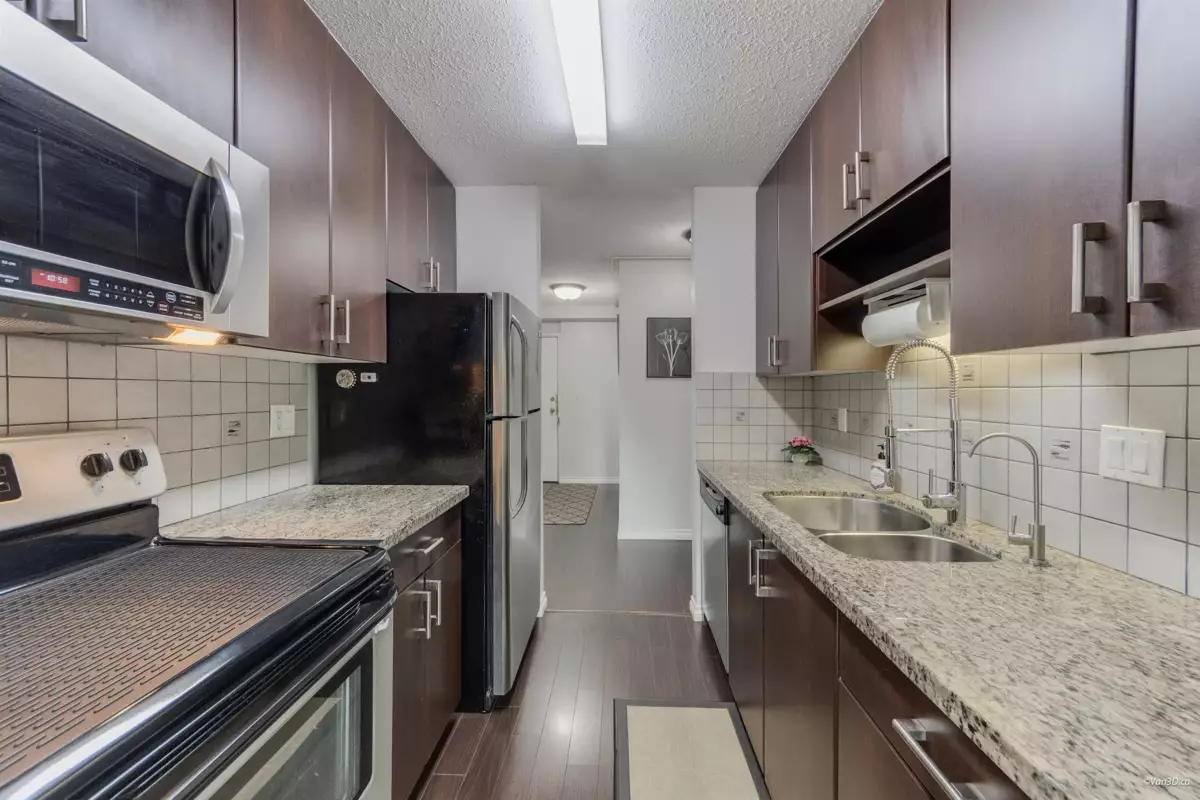 Bedroom 3 Photo of 208 156 W 21st Street, North Vancouver, BC