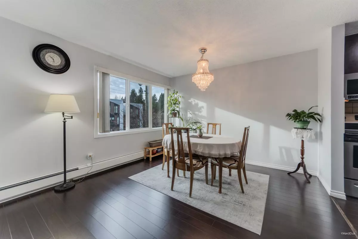 Primary Bedroom Photo of 208 156 W 21st Street, North Vancouver, BC