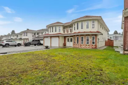 12460 90a Avenue, Surrey, BC, Surrey — Single Family Residence for sale