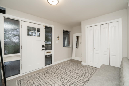 Hallway Photo of 8024 Wiltshire Boulevard, Delta, BC