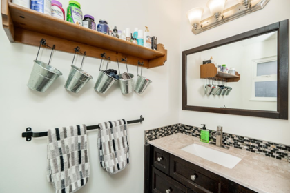 Powder Room Photo of 8024 Wiltshire Boulevard, Delta, BC