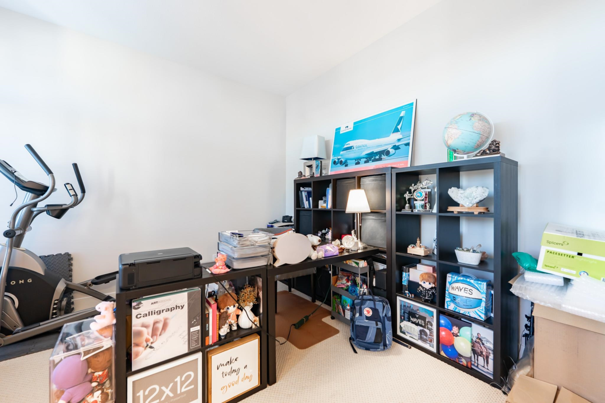 Walk-In Closet Photo of 16919 79 Avenue, Surrey, BC