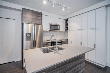 214 13963 105 Boulevard, Surrey, BC