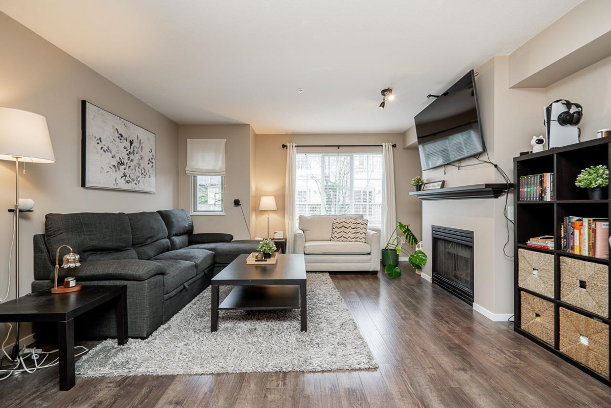 Breakfast Nook Photo of 18 20540 66 Avenue, Langley, BC