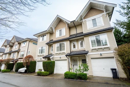 Hot Tub / Spa Photo of 18 20540 66 Avenue, Langley, BC